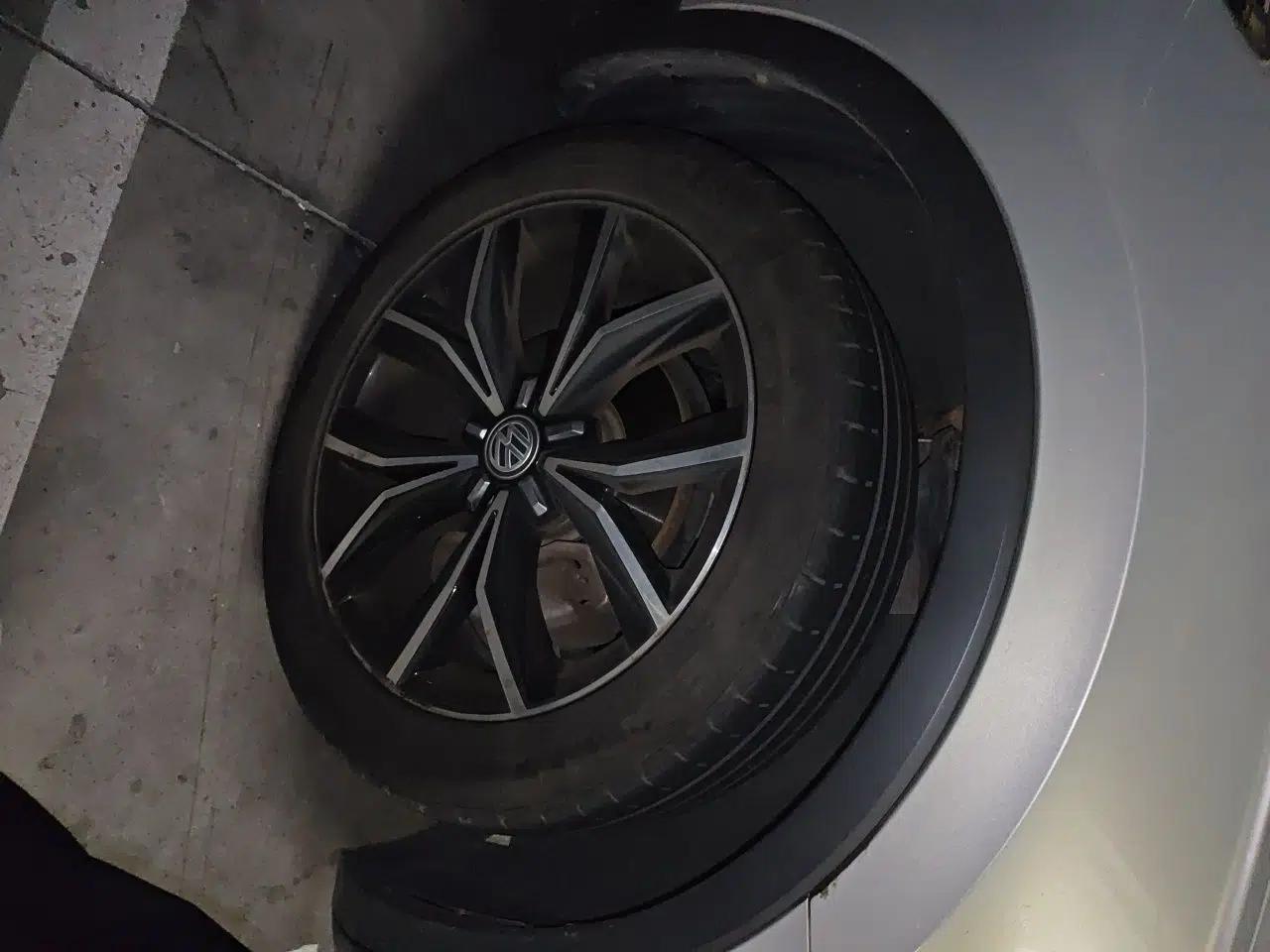 Volkswagen Tiguan L 2019 380TSI Automatic All-Wheel Drive Luxury Edition with 7 Seats China VI Standard — миниатюра 8