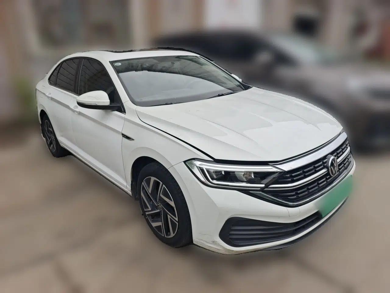 Volkswagen Sagitar 2023 300TSI DSG Flyover Edition — миниатюра 3
