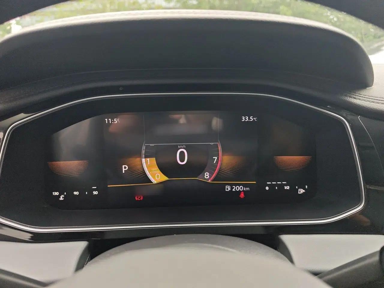 Volkswagen Sagitar 2023 300TSI DSG Flyover Edition — миниатюра 10