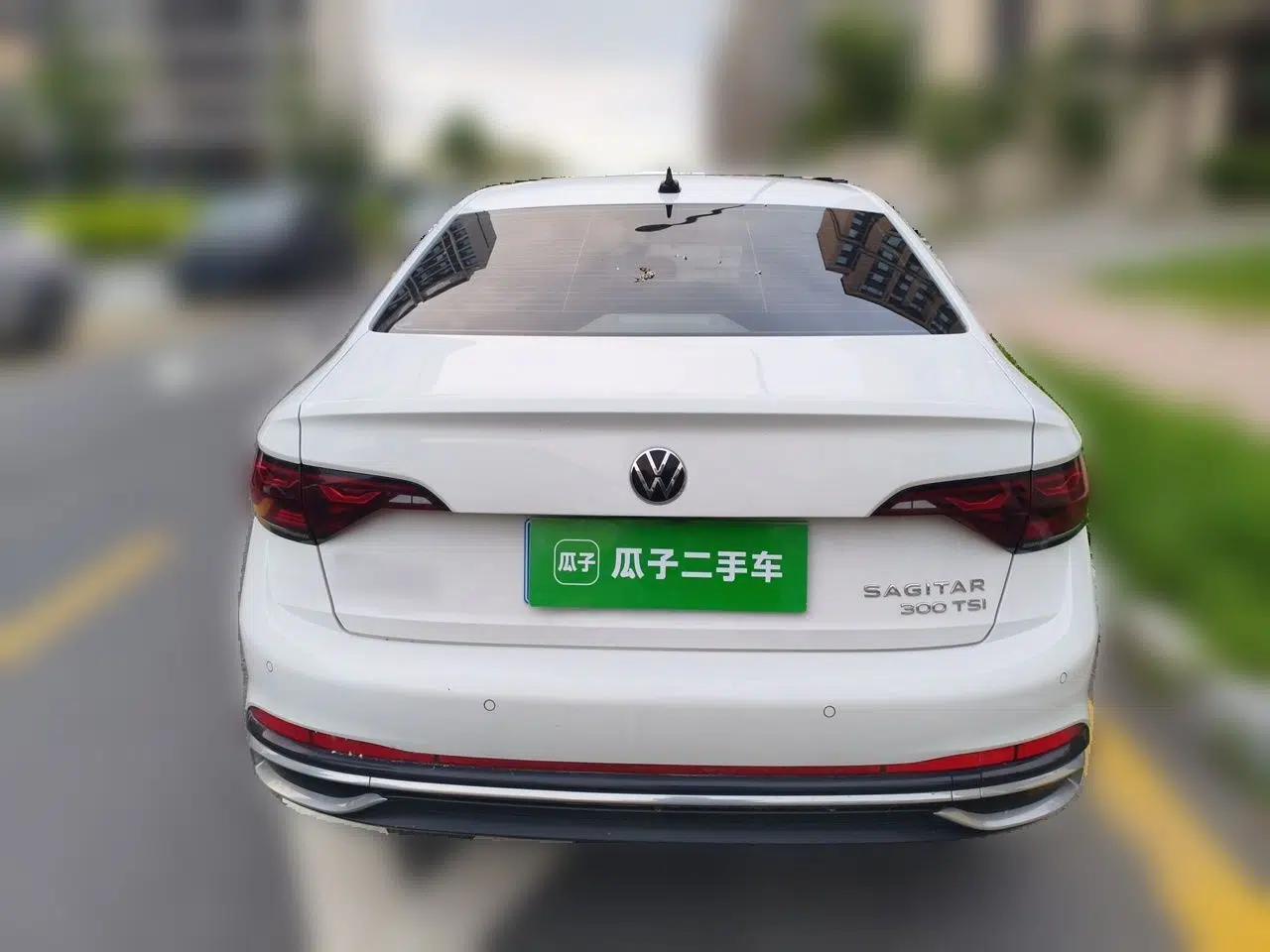Volkswagen Sagitar 2024 300TSI DSG Flyover Edition — миниатюра 5