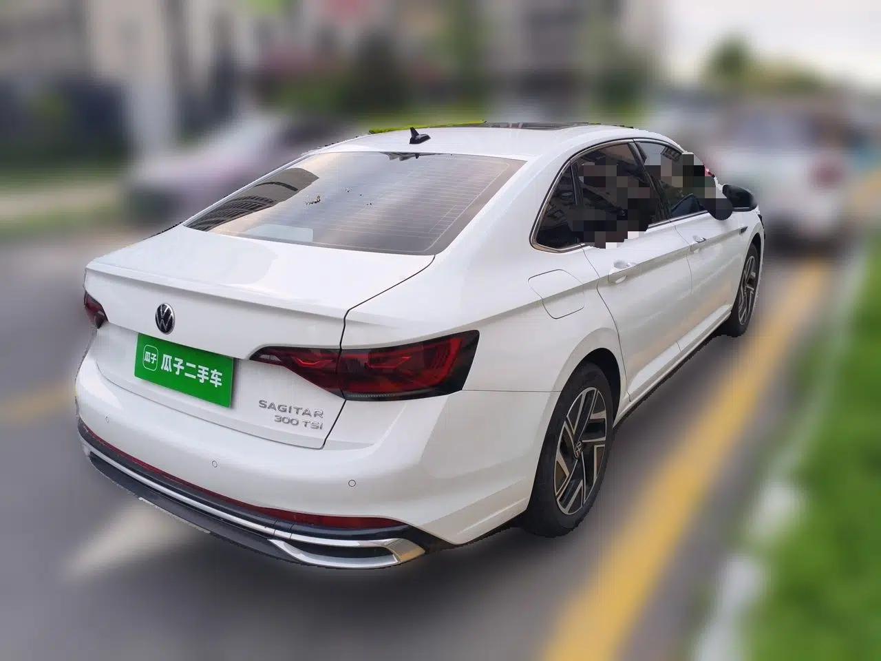 Volkswagen Sagitar 2024 300TSI DSG Flyover Edition — миниатюра 6