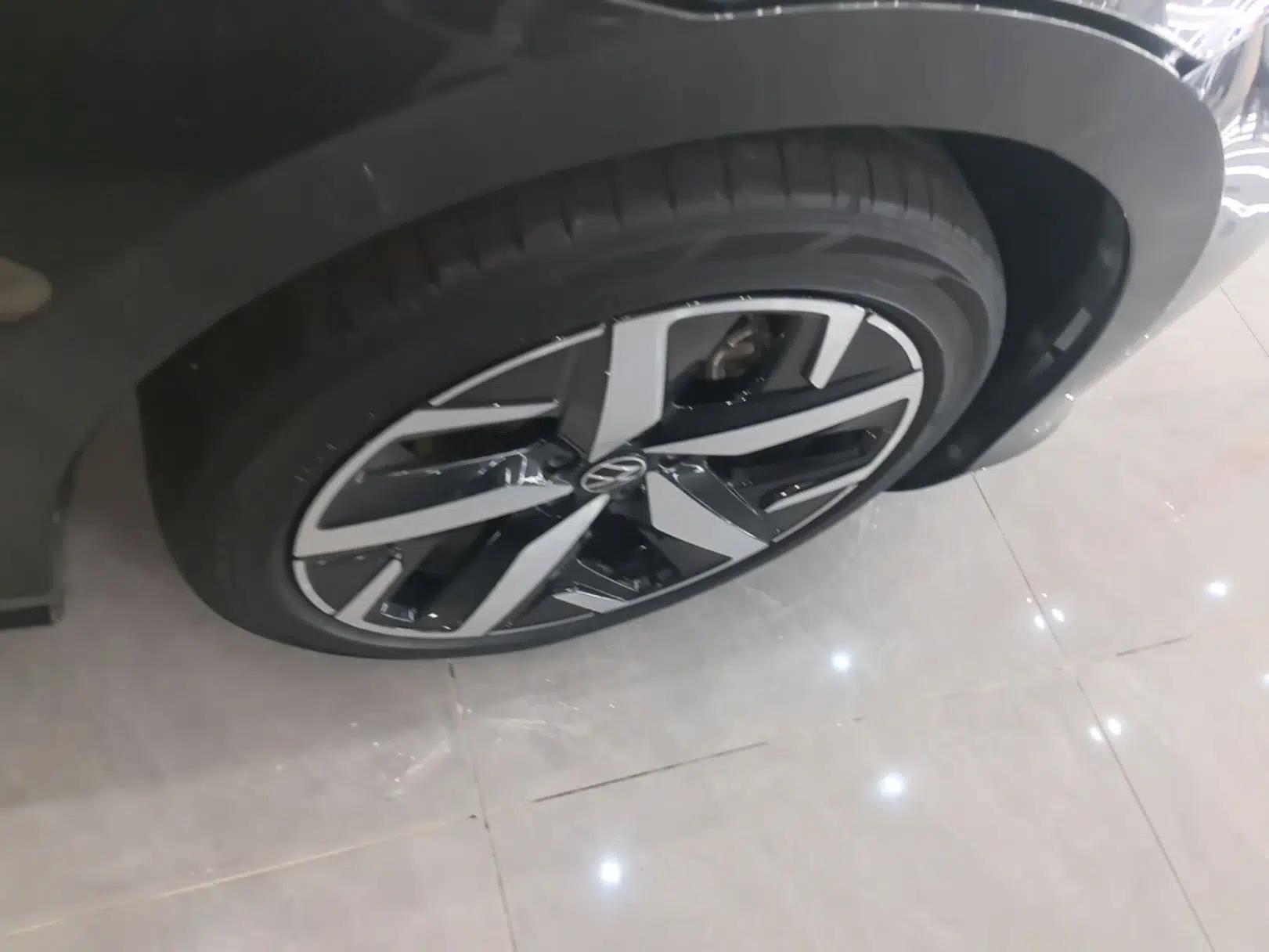 Volkswagen Lamando 2022 Lavida L 280TSI DSG Cool & Spicy Edition — миниатюра 11
