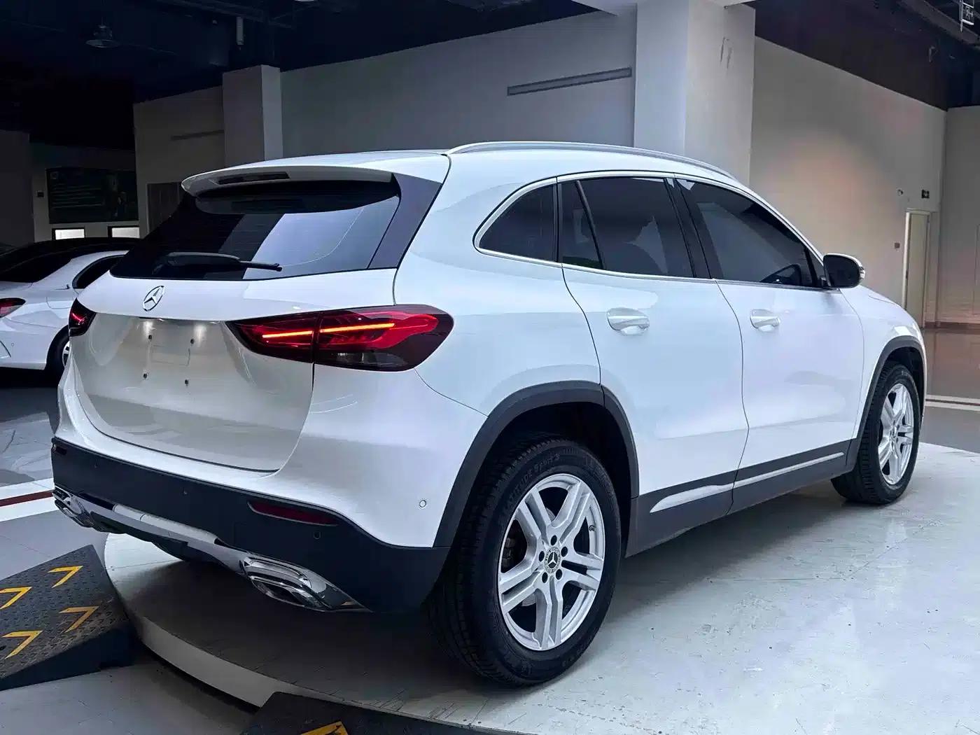 2020 Mercedes-Benz GLA 180 — миниатюра 4