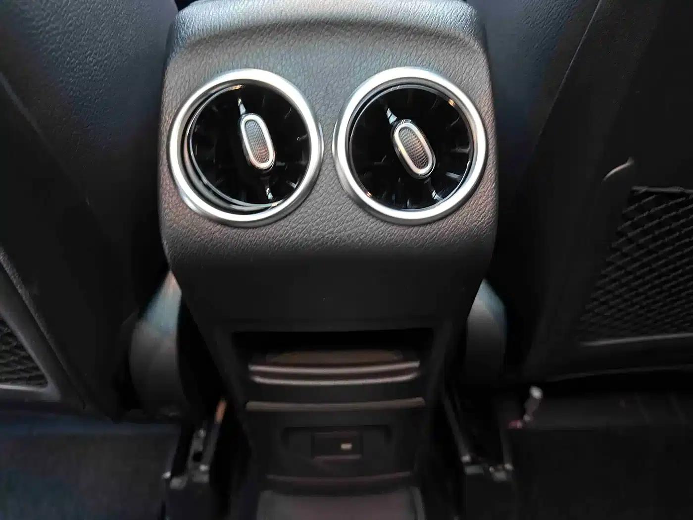 2020 Mercedes-Benz GLA 180 — миниатюра 17