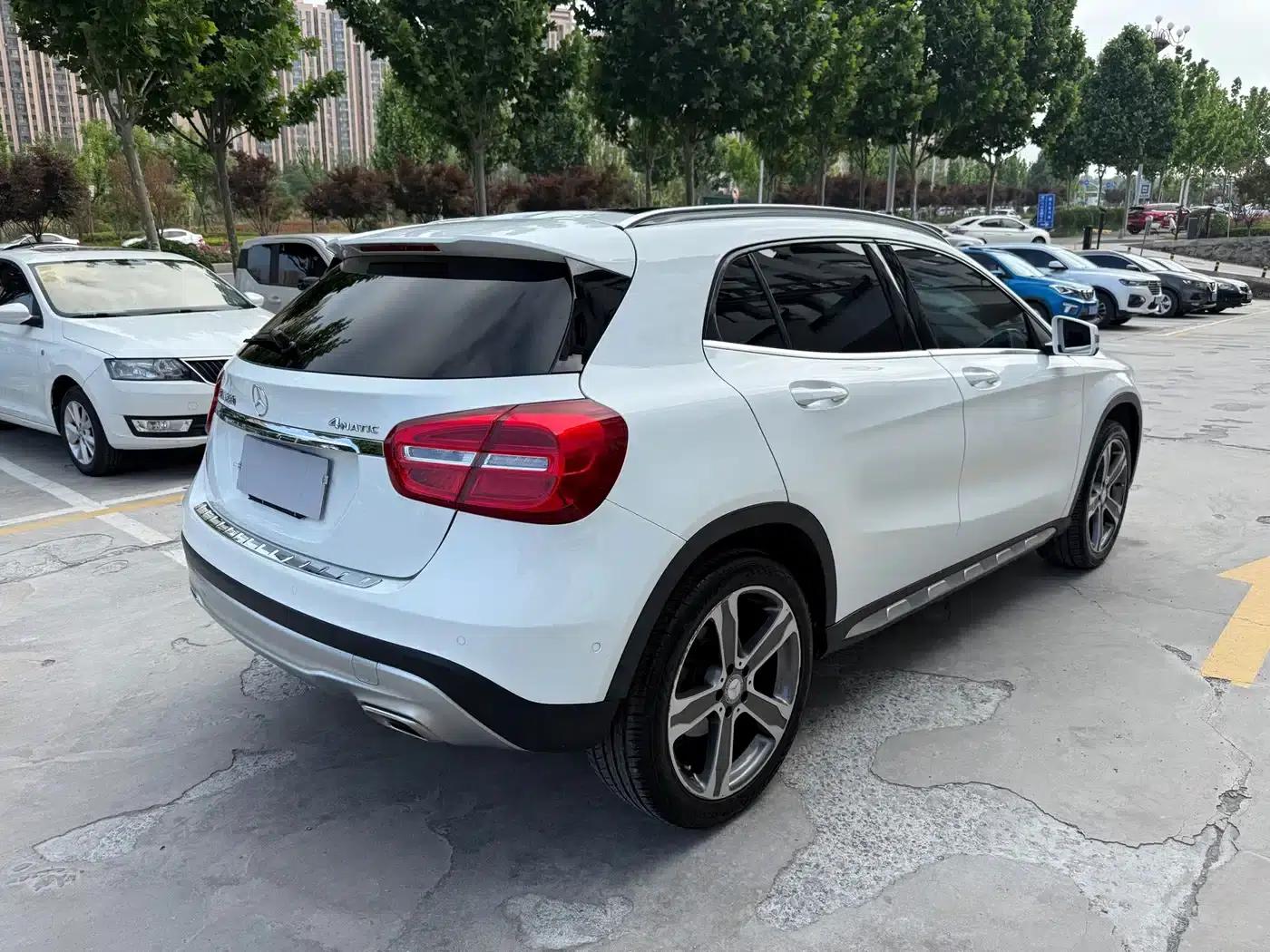 2015 Mercedes-Benz GLA 220 4MATIC Luxury — миниатюра 7
