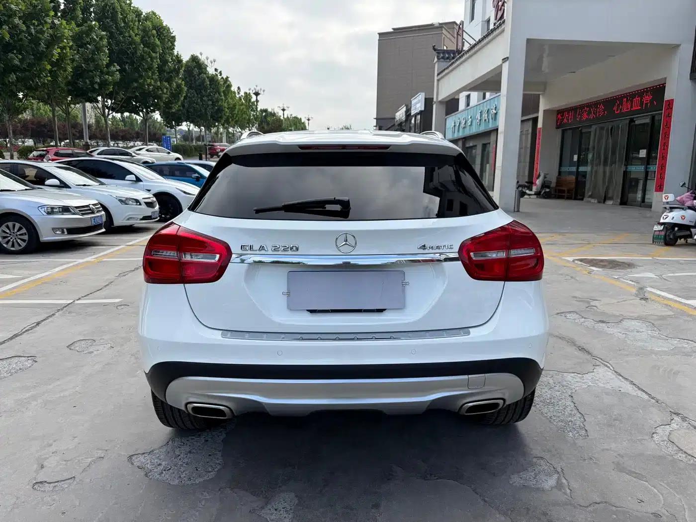 2015 Mercedes-Benz GLA 220 4MATIC Luxury — миниатюра 8