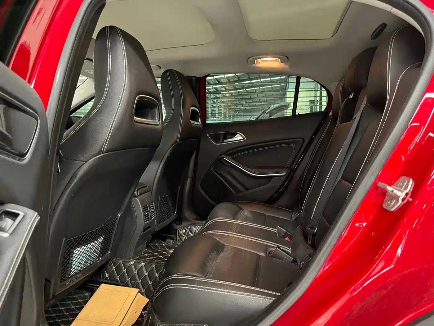 2016 Mercedes-Benz GLA 200 Dynamic — миниатюра 12