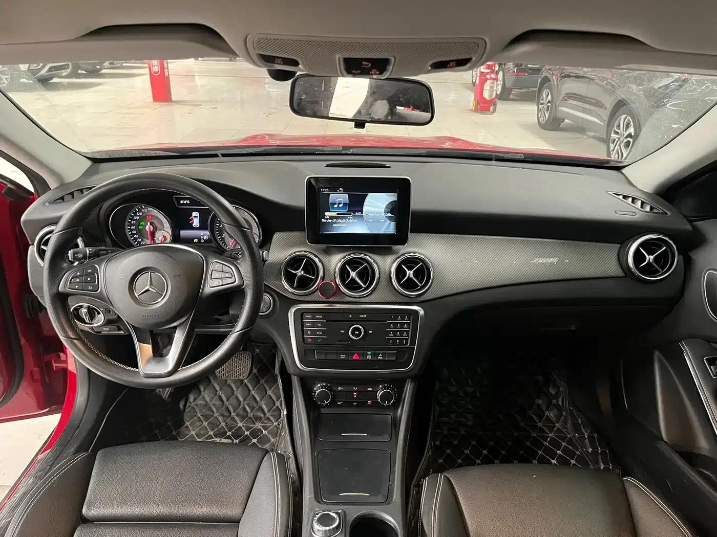 2016 Mercedes-Benz GLA 200 Dynamic — миниатюра 10
