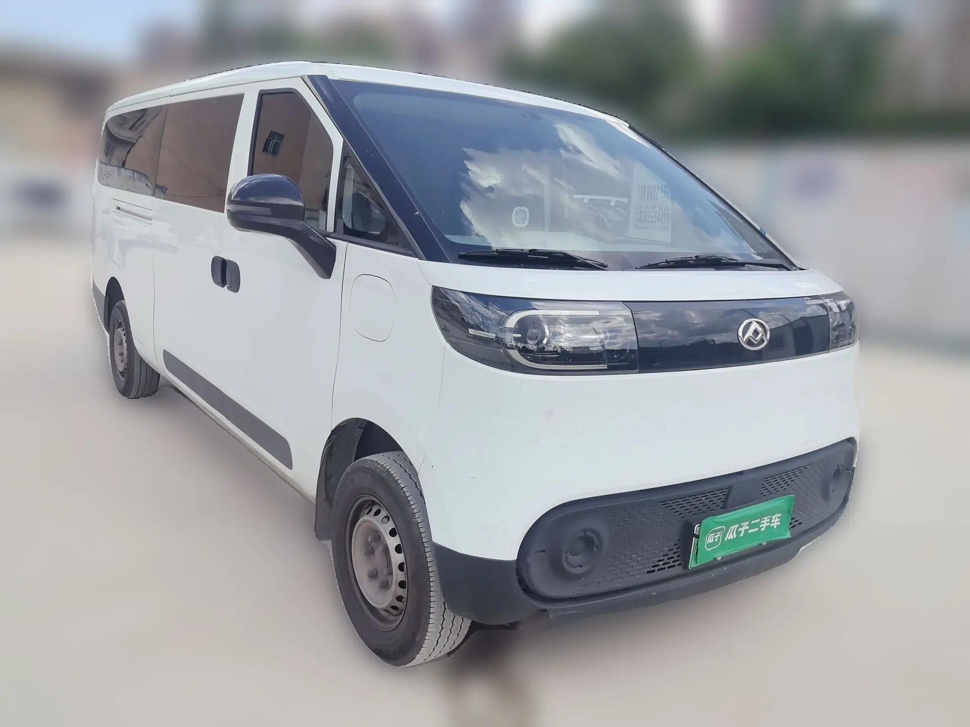 SAIC MAXUS Dana V1 2025 V1+ Long Wheelbase Low-Roof Multi-Function Version (62 kWh) — миниатюра 3