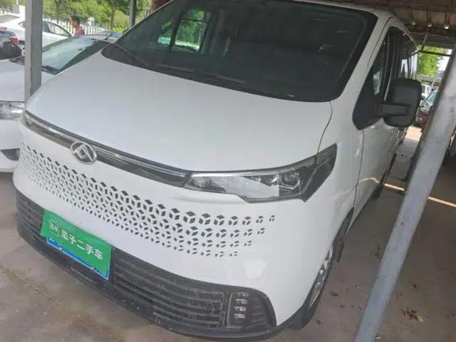 SAIC MAXUS Xintu V70 2023 2.0T Elite Edition Manual Transmission Short Wheelbase Low Roof 5/6 Seats (125 hp)