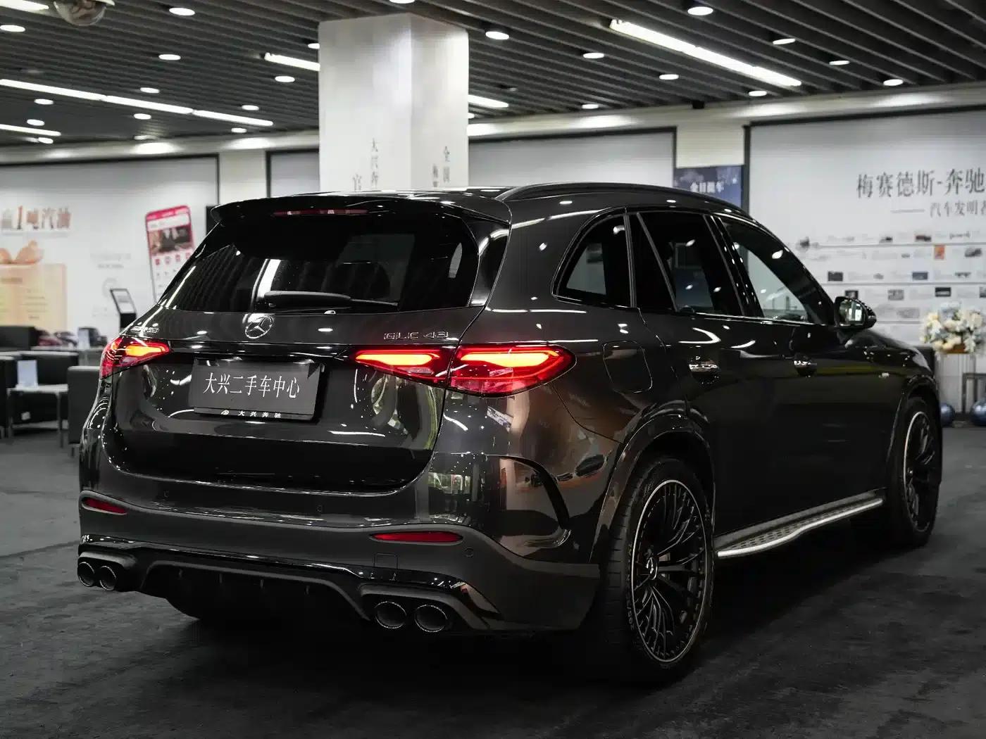 2025 Mercedes-Benz GLC AMG 43 4MATIC — миниатюра 8