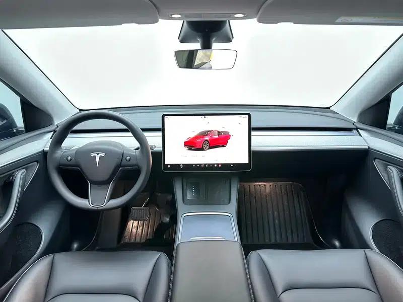Model Y 2023 Rear-Wheel Drive — миниатюра 14