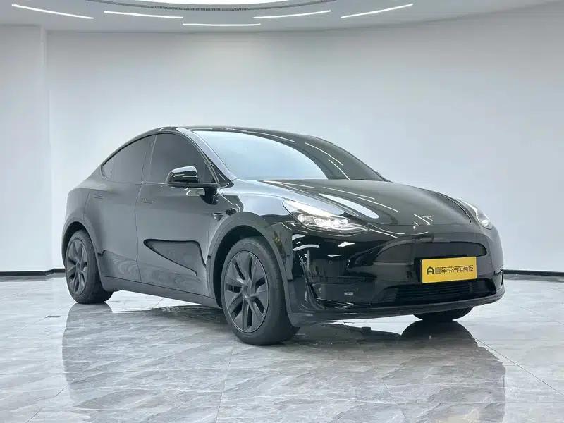 Model Y 2023 Rear-Wheel Drive — миниатюра 3
