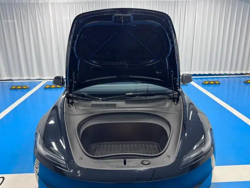 Model 3 2023 Rear-Wheel Drive — миниатюра 10