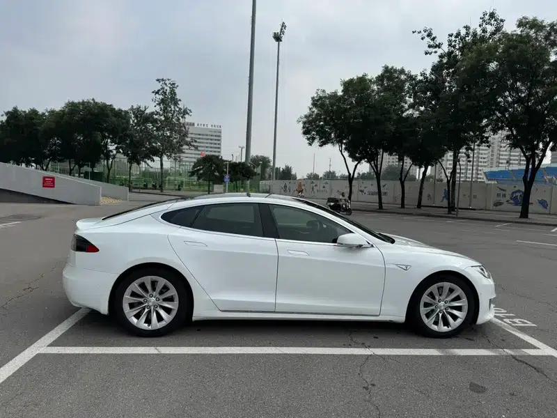 2016 Model S 90D — миниатюра 8