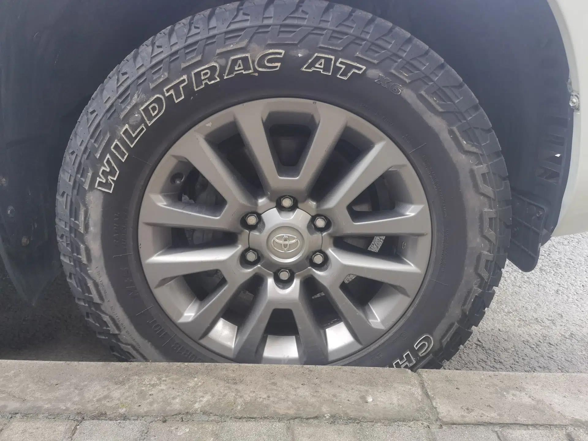 Toyota Prado 2018 3.5L Automatic SX — миниатюра 8