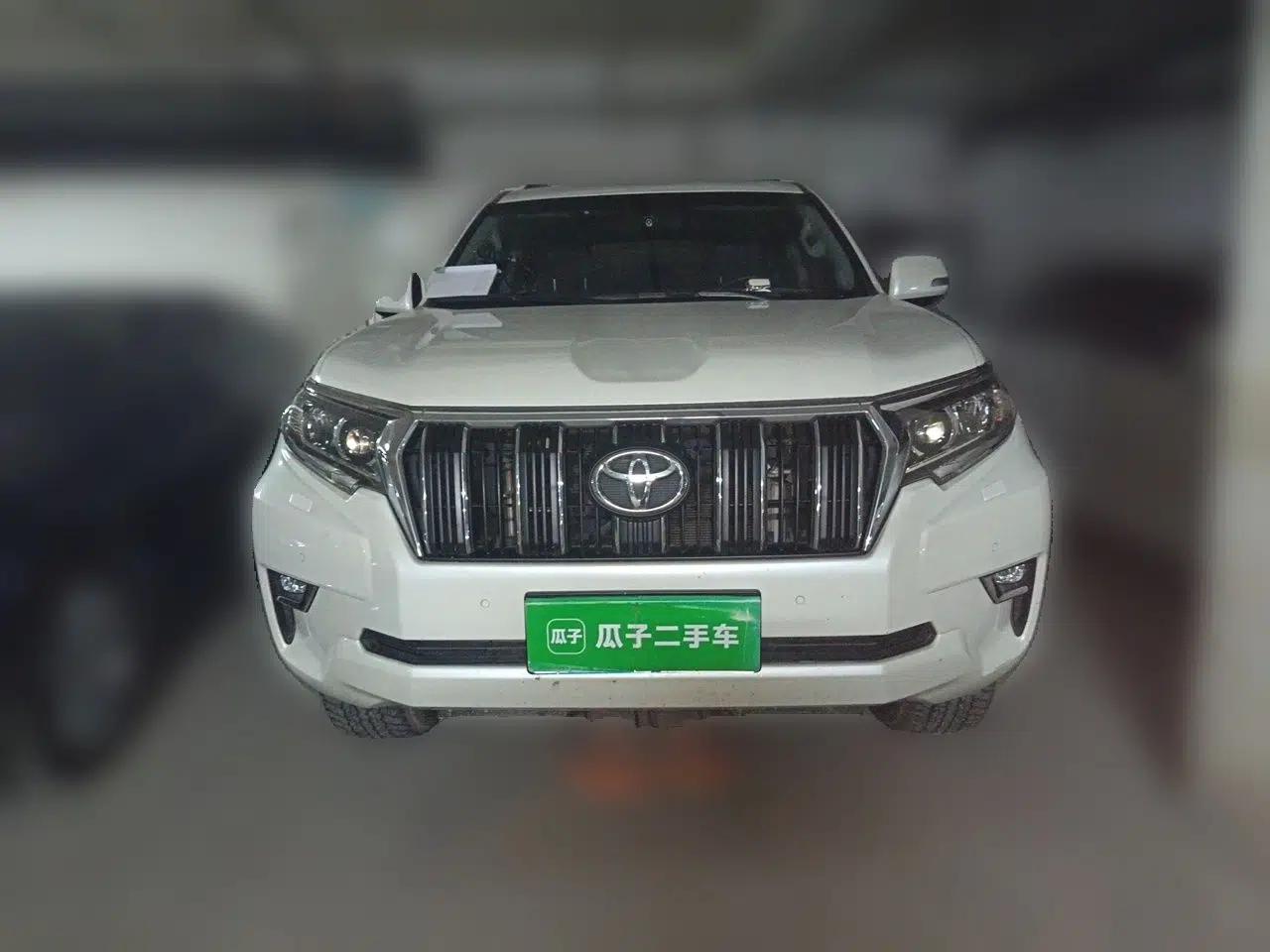 Toyota Prado 2018 3.5L Automatic TX-L with Rear-Mounted Spare Tire — миниатюра 2