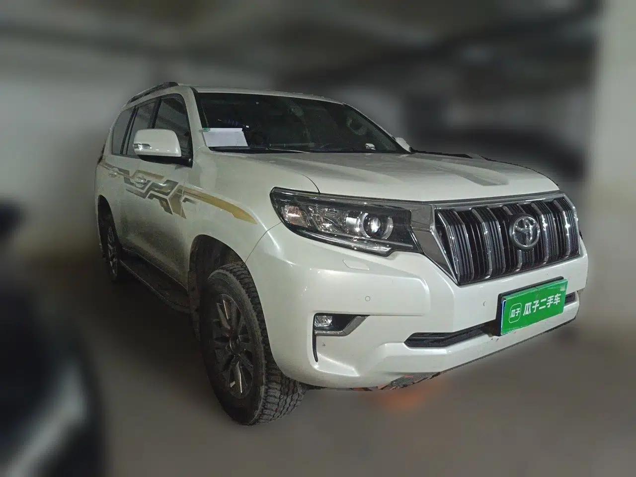 Toyota Prado 2018 3.5L Automatic TX-L with Rear-Mounted Spare Tire — миниатюра 3