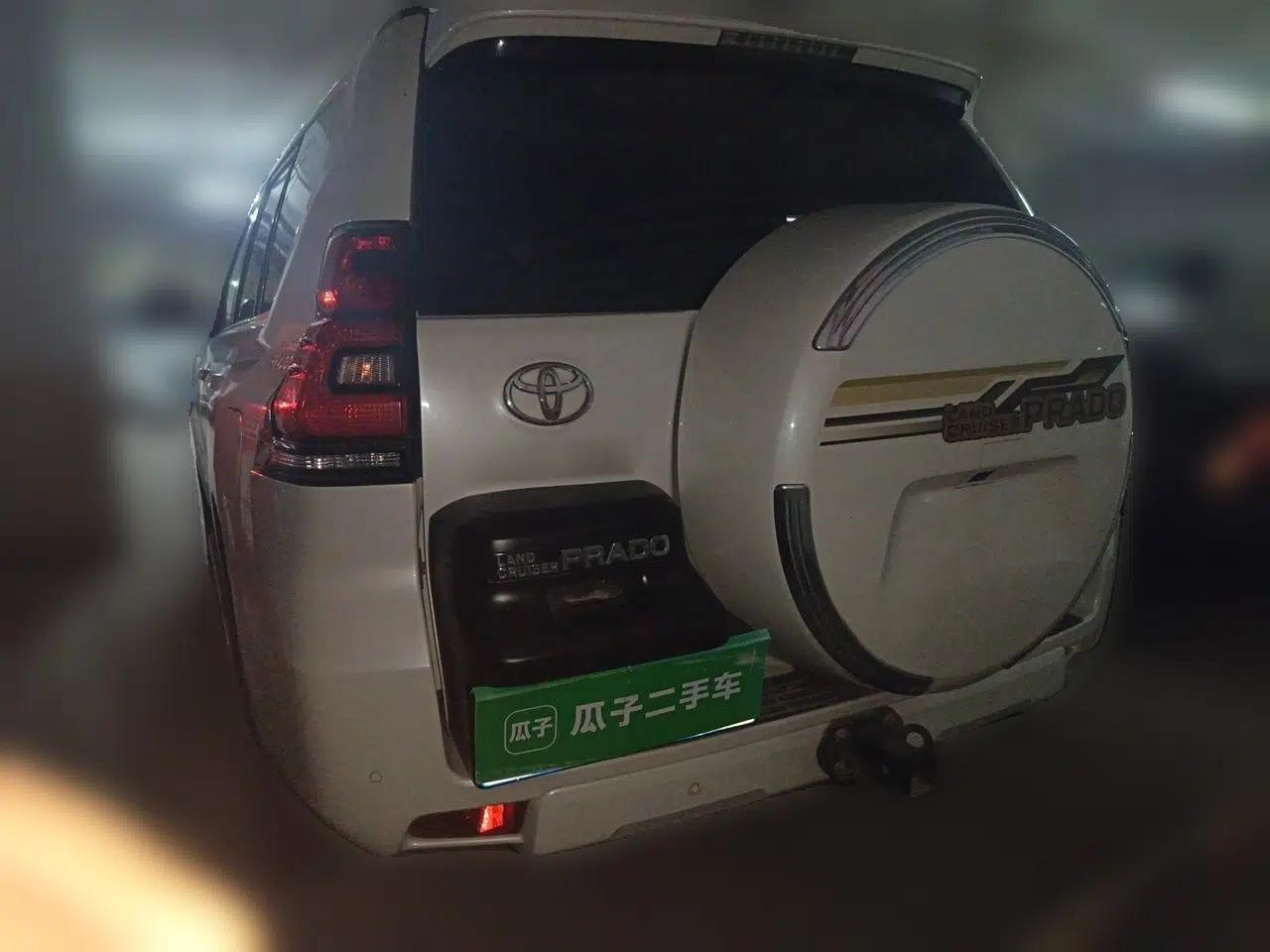 Toyota Prado 2018 3.5L Automatic TX-L with Rear-Mounted Spare Tire — миниатюра 5