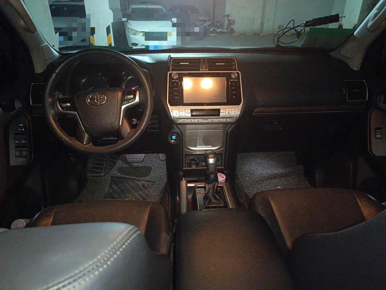 Toyota Prado 2018 3.5L Automatic TX-L with Rear-Mounted Spare Tire — миниатюра 9