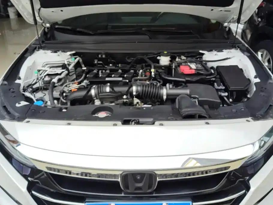 2022 Honda Accord 260TURBO Luxury Edition — миниатюра 10