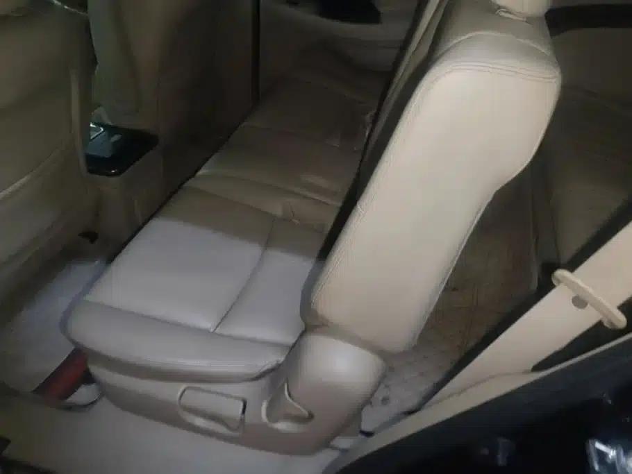 2011 Honda Odyssey 2.4L Luxury Edition — миниатюра 11