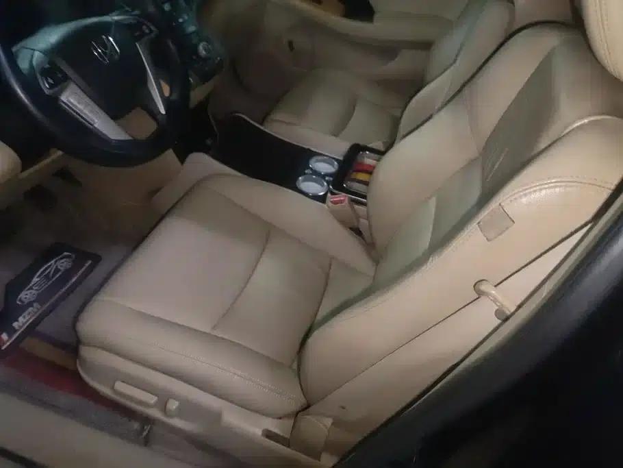 2011 Honda Odyssey 2.4L Luxury Edition — миниатюра 9