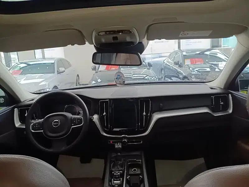 Volvo XC60 2019 T5 AWD Smart Edition (China VI Emission Standard) — миниатюра 6
