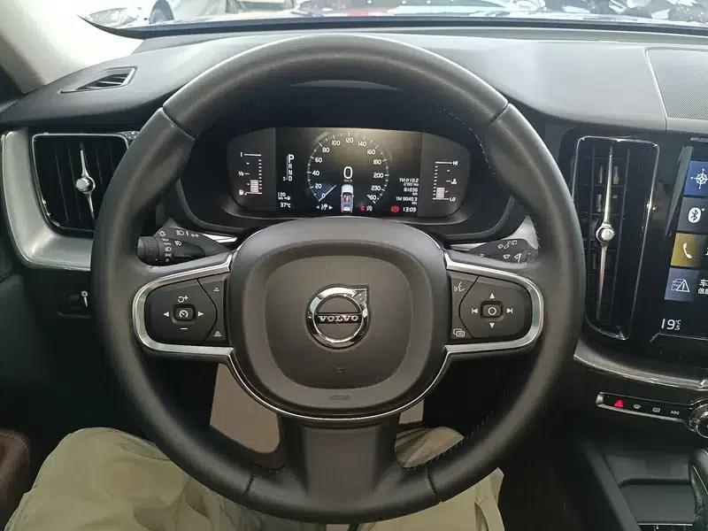 Volvo XC60 2019 T5 AWD Smart Edition (China VI Emission Standard) — миниатюра 8