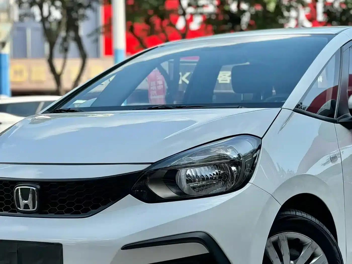 Honda Fit 2021 1.5L CVT Trend Edition — миниатюра 2