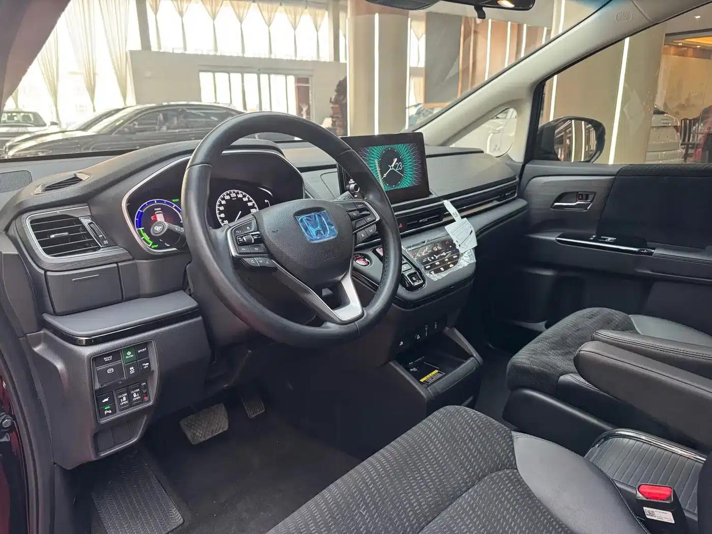 Elysion 2024 2.0L e:HEV Comfort Edition — миниатюра 13