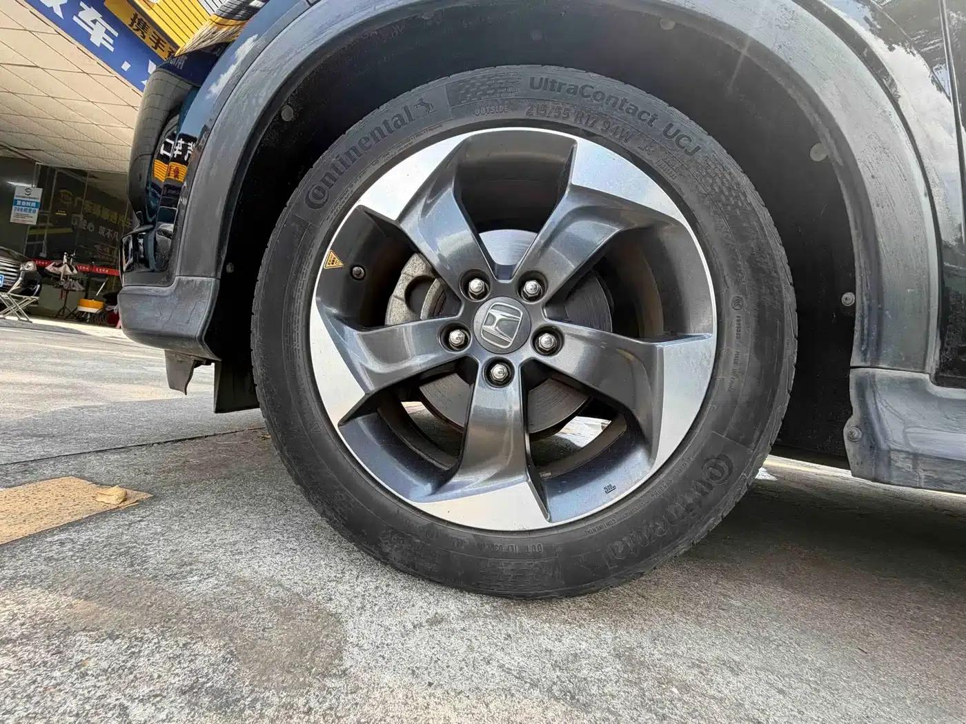 Vezel 2017 1.8L CVT 2WD Pioneer Edition — миниатюра 17
