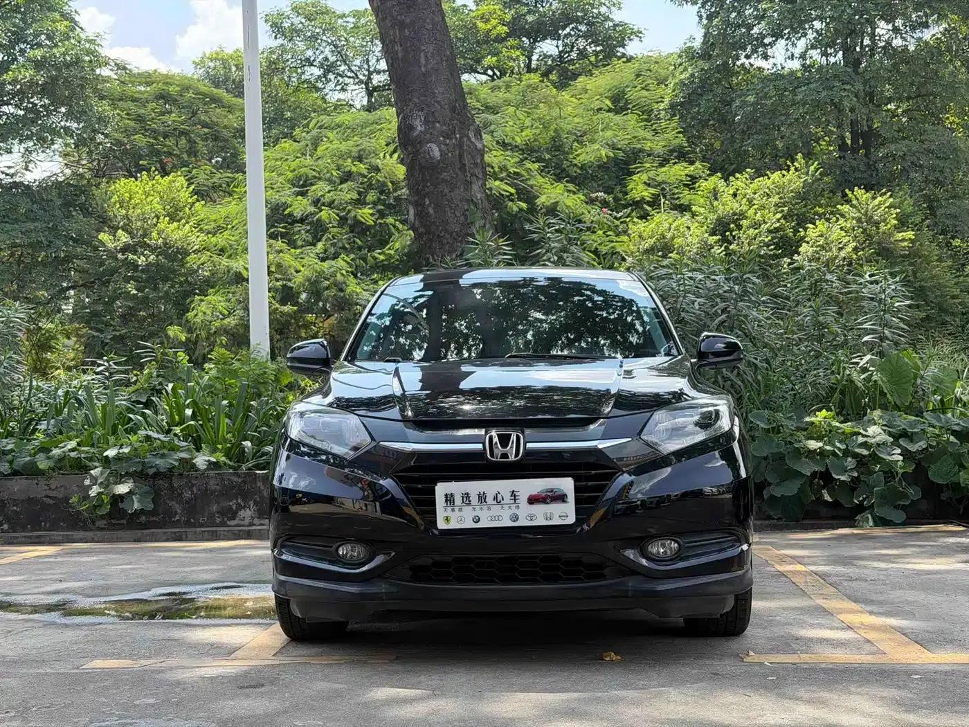 Vezel 2017 1.8L CVT 2WD Pioneer Edition — миниатюра 7
