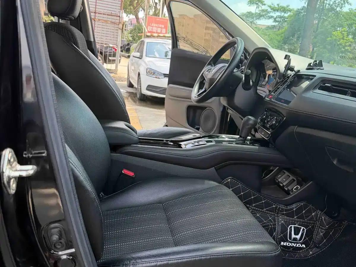 Vezel 2017 1.8L CVT 2WD Pioneer Edition — миниатюра 9