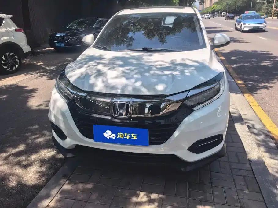Vezel 2020 1.5L CVT Luxury Edition — миниатюра 2