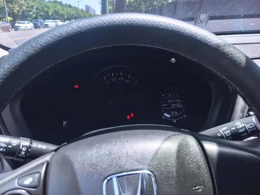 Vezel 2020 1.5L CVT Luxury Edition — миниатюра 14