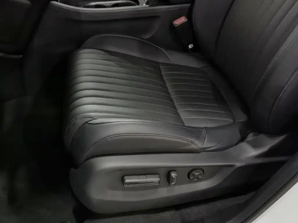 2020 Honda CR-V 240TURBO CVT 2WD Premium Edition — миниатюра 20
