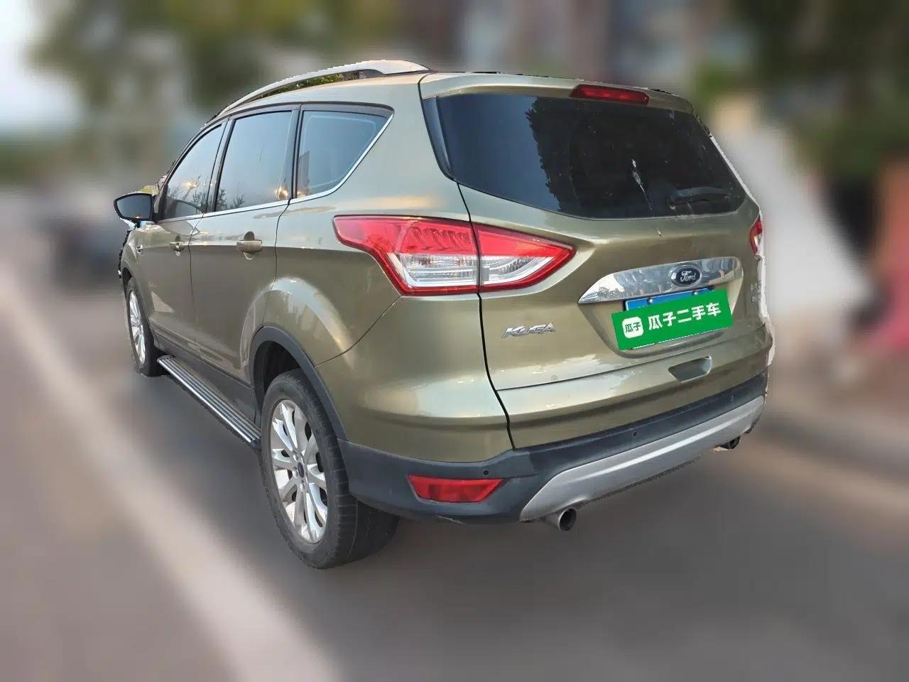 Ford Kuga 2013 1.6L GTDi Two-Wheel-Drive Trend Model — миниатюра 4