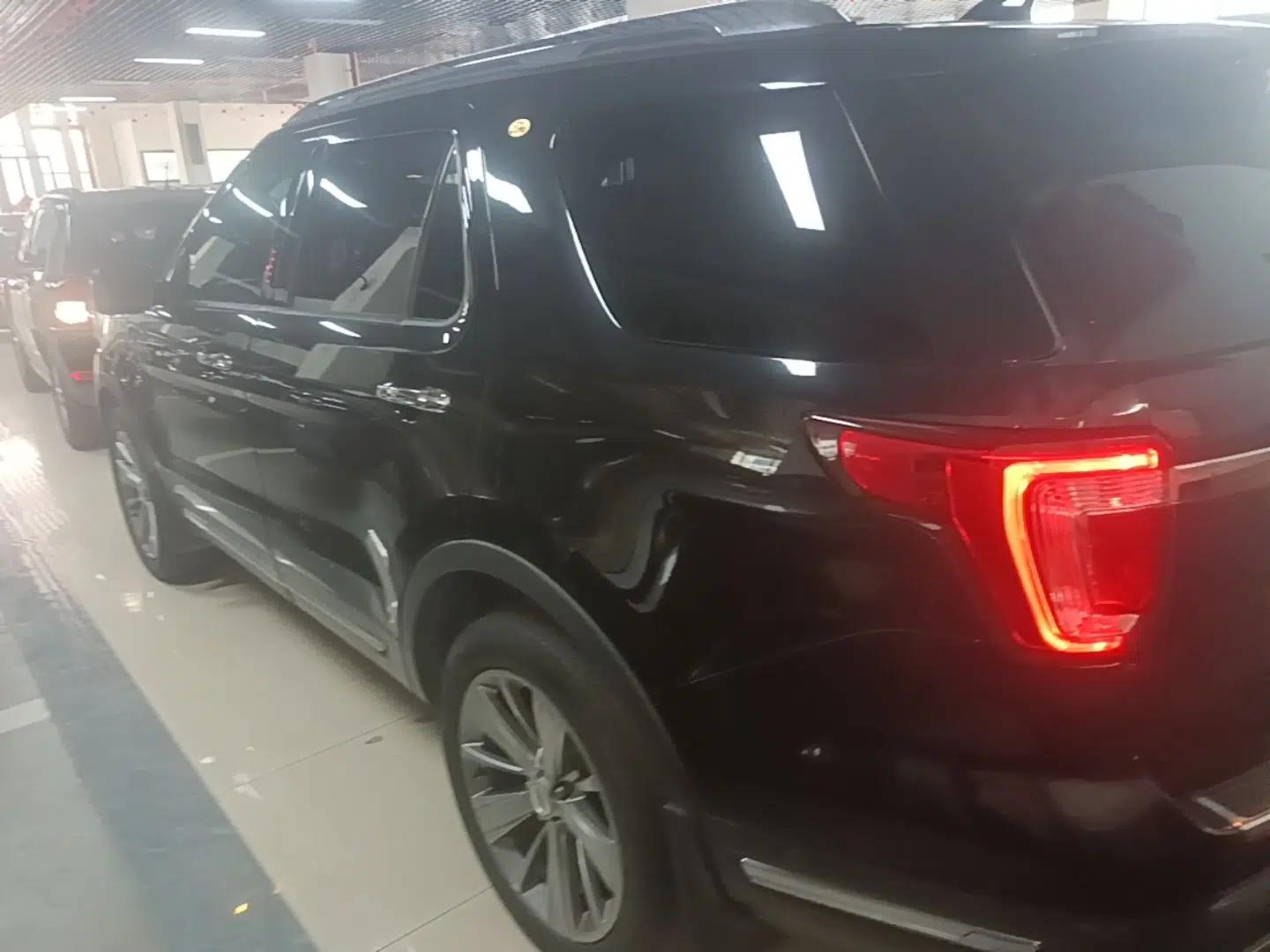 Ford Explorer 2018 2.3T Elite Edition — миниатюра 4