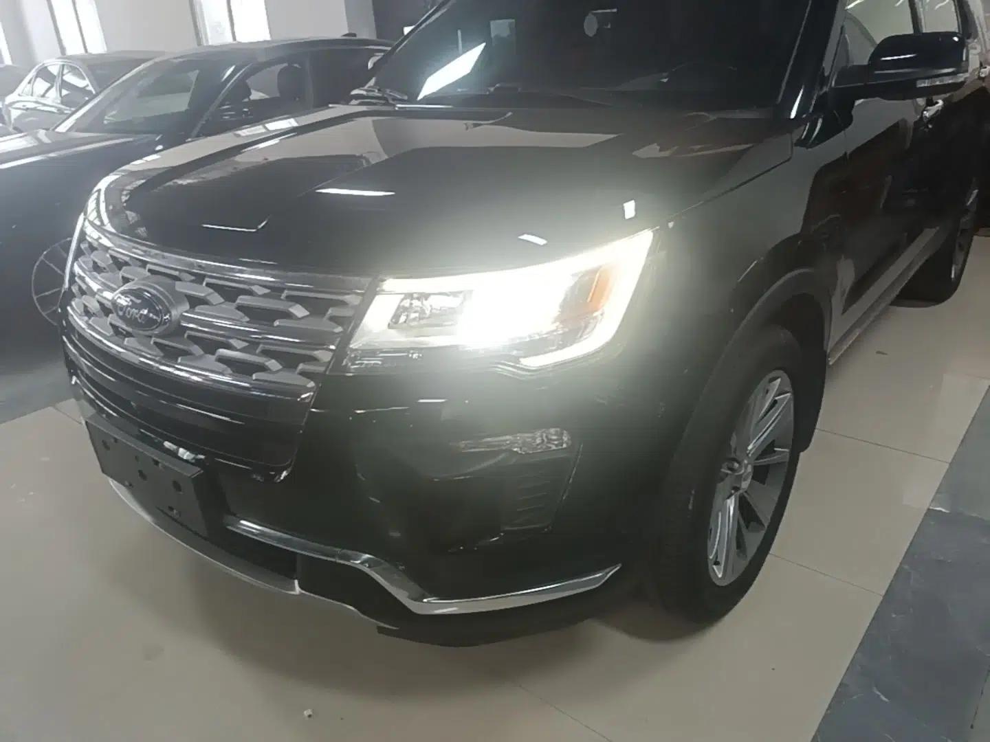 Ford Explorer 2018 2.3T Elite Edition — миниатюра 8