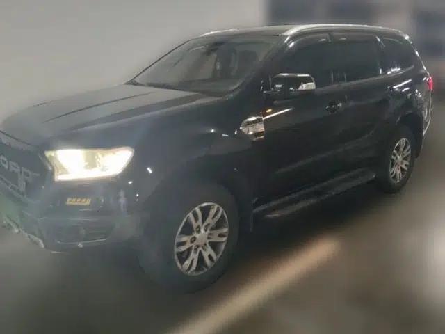 Ford Everest 2017 2.0T Gasoline Automatic 4x4 Luxury Edition 7 Seats