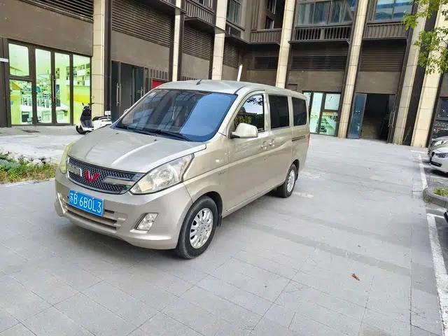 Wuling Rongguang V 2016 1.5L Standard Edition