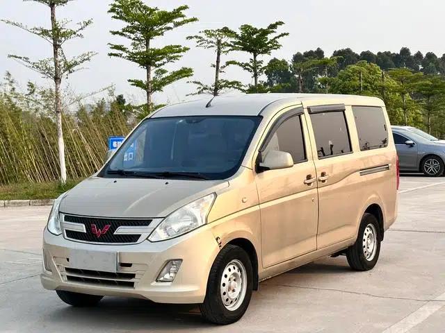 Wuling Rongguang V 2015 1.5L Standard Edition