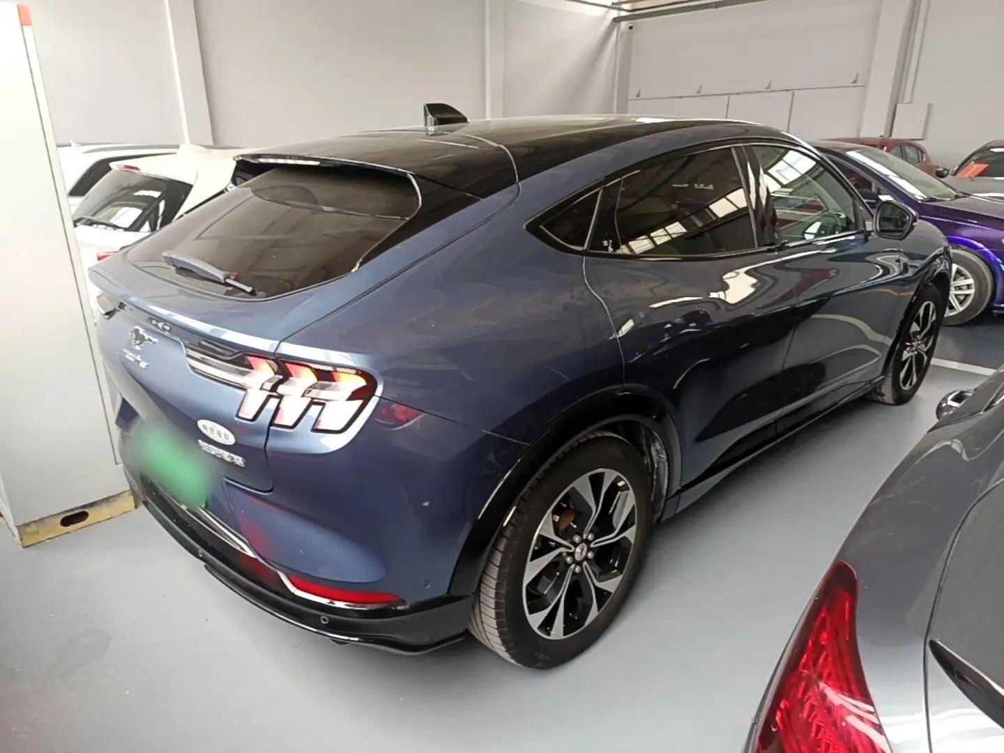 Ford Mustang Mach-E 2021 AION Y Plus Rear-Drive Luxury Edition (Long Range) — миниатюра 6