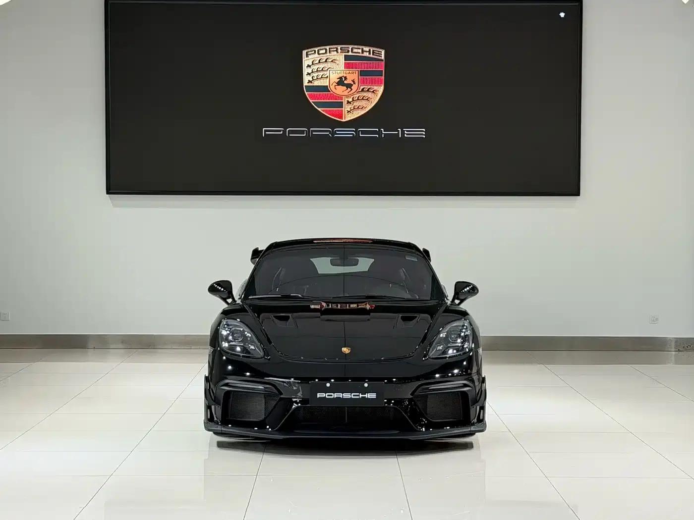 Porsche 718 2022 Cayman GT4 RS 4.0L — миниатюра 2
