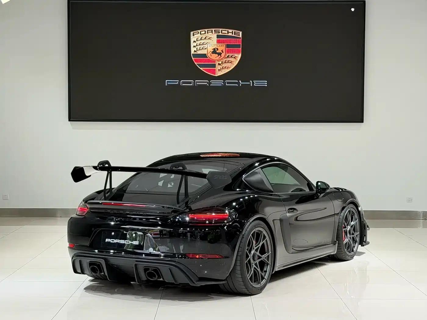 Porsche 718 2022 Cayman GT4 RS 4.0L — миниатюра 4
