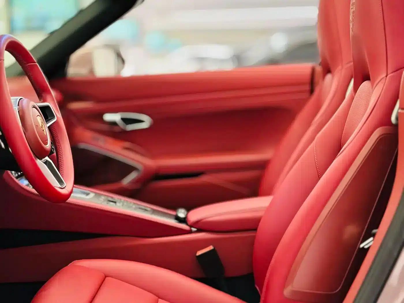 2022 Porsche 718 Boxster 2.0T — миниатюра 5
