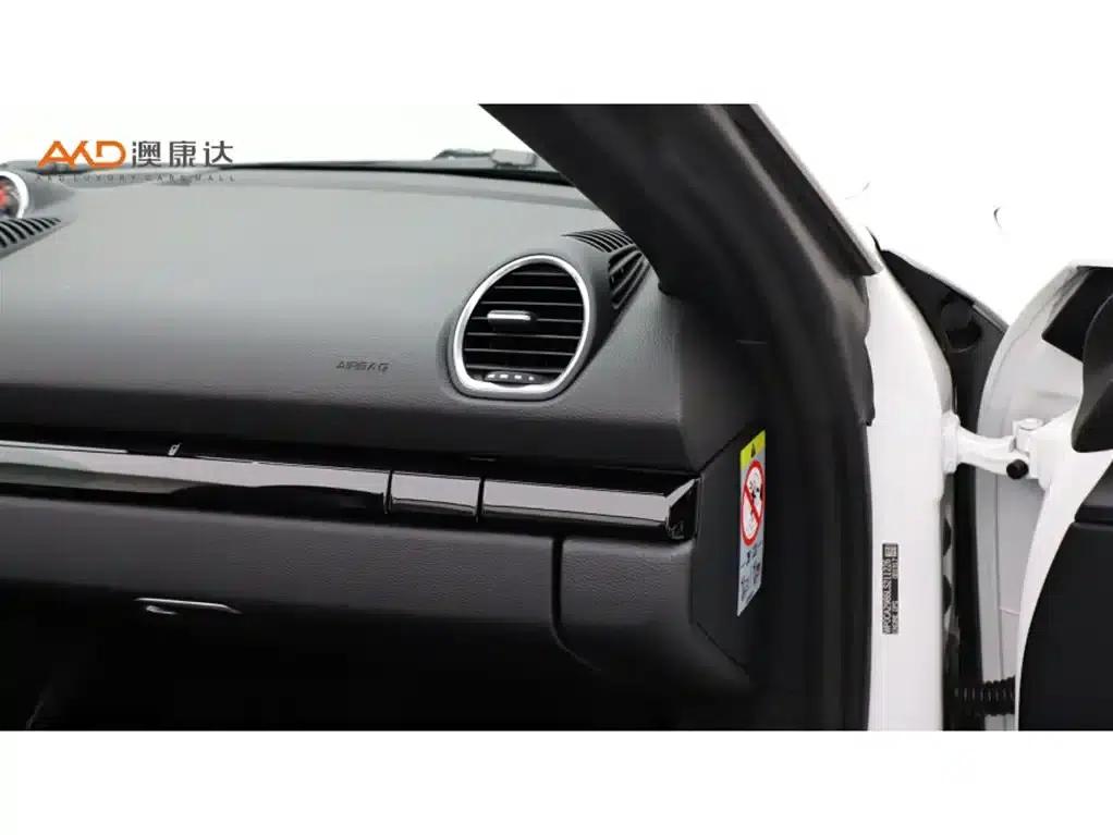 2020 Porsche Boxster 718 2.0T — миниатюра 9