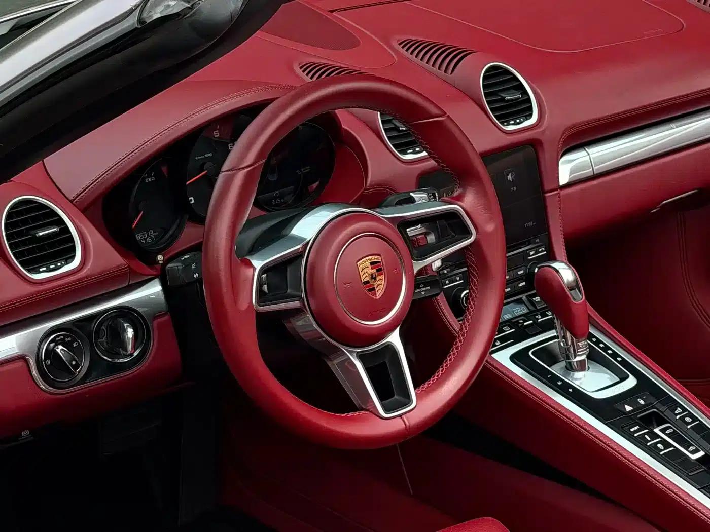 2018 Porsche 718 Boxster 2.0T — миниатюра 6