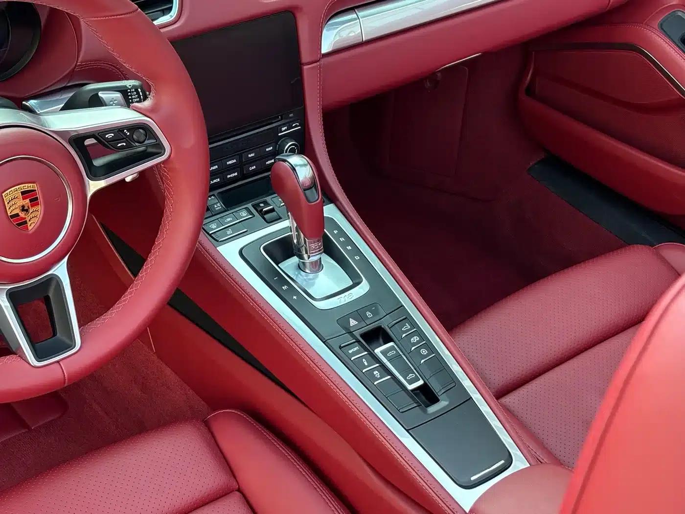 2020 Porsche 718 Boxster 2.0T — миниатюра 11